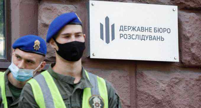 ДБР зупинило постачання в Росію підприємством олігарха Дерипаски компонентів для ракет