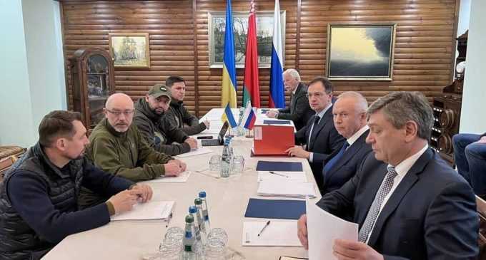Зеленський сформував постійну делегацію для переговорів з Росією