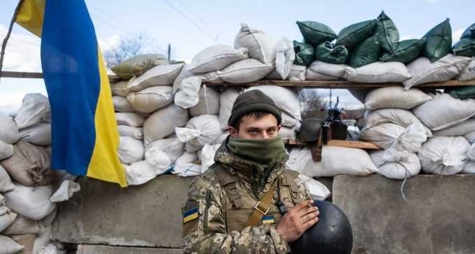 Окупанти з награбованим йдуть з Київської області, на Донбасі ЗСУ відбили 7 атак, – зведення Генштабу
