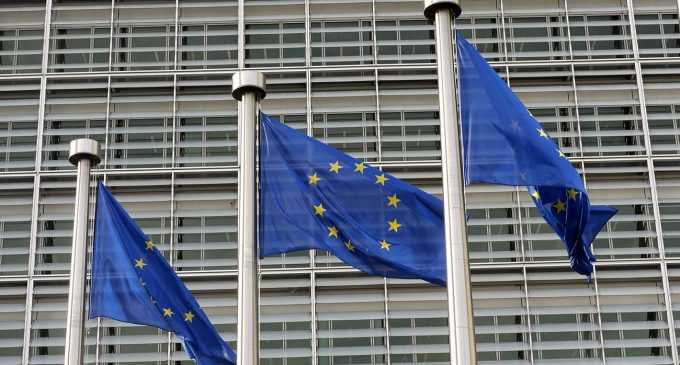 ЄС може ввести санкції проти Дерипаски, Ротенберга і дочок Путіна, – FT