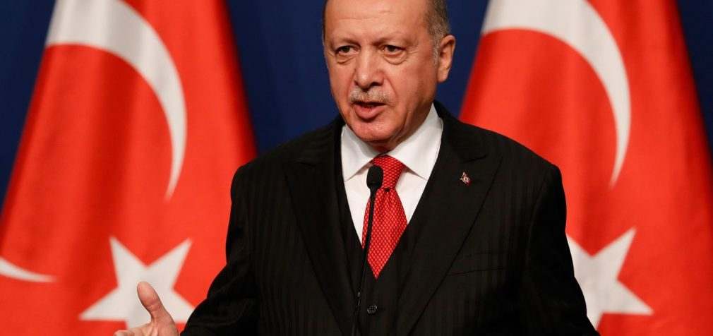 Ердоган зателефонує Путіну і Зеленському. Хоче організувати зустріч президентів, – ЗМІ