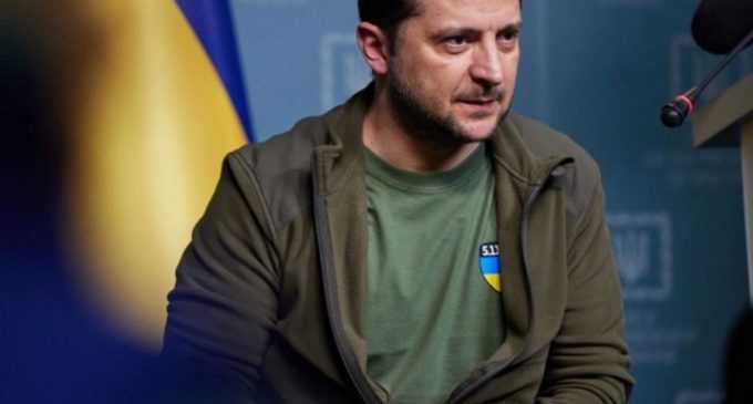 Зеленський про переговори з Росією: ми на колінах просити про зустріч не будемо