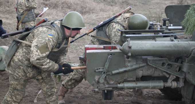 ЗСУ відбили ворожі штурми на Донбасі. Ворог обстрілює міста, – зведення Генштабу