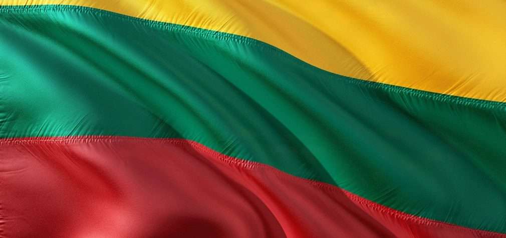 Литва відкликає свого посла з Росії і висилає главу російської дипмісії