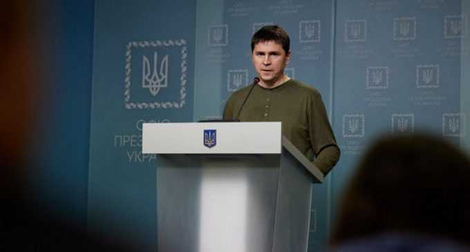 Подоляк порадив Лаврову утриматися від заяв щодо переговорів України і РФ