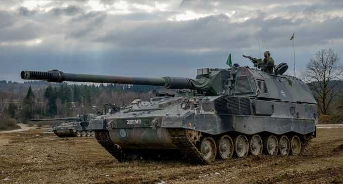 Німеччина вивчає можливість постачання самохідних гаубиць для України, – Welt