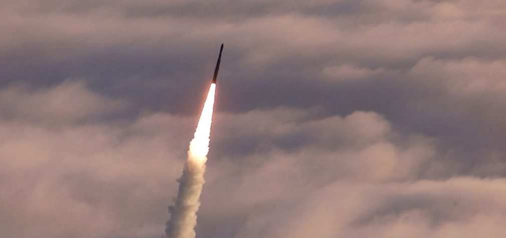 Дві ворожі ракети збили над Запоріжжям: внаслідок падіння уламків є постраждала