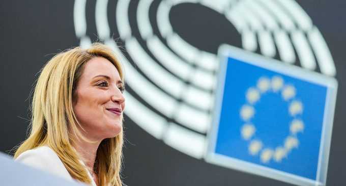 Голова Європарламенту пообіцяла Україні швидке визнання кандидатом на вступ до ЄС