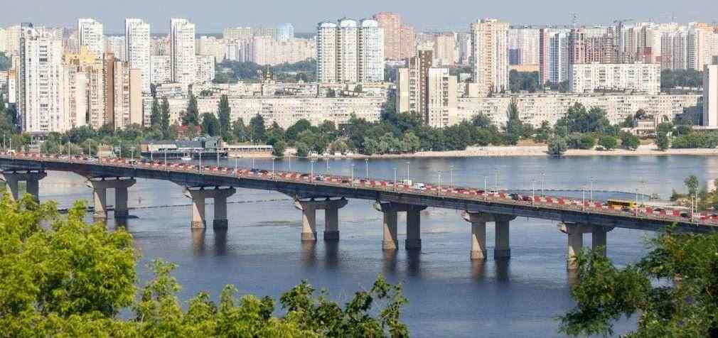 В Києві відзавтра відновлять рух мостами Метро та Патона