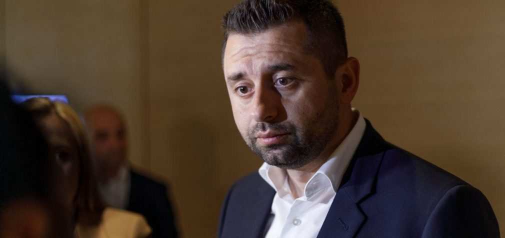Арахамія про переговори з Росією: контакти є, але сідати за стіл переговорів не на часі