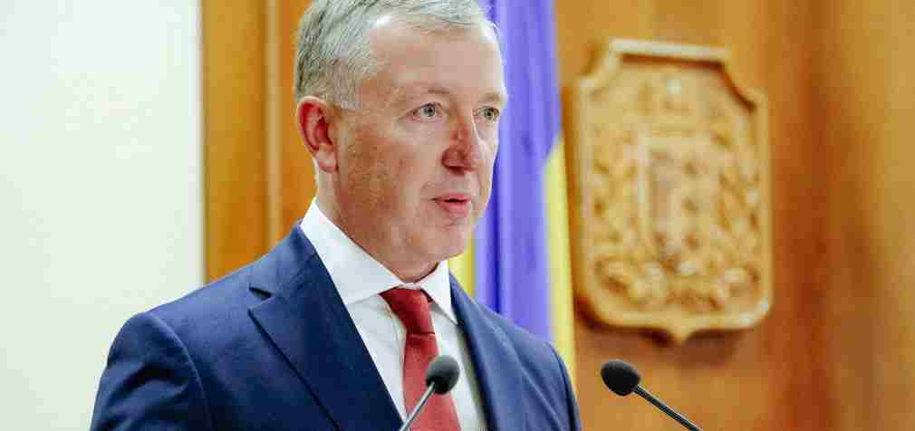 Кабмін погодив звільнення очільника Чернівецької ОВА
