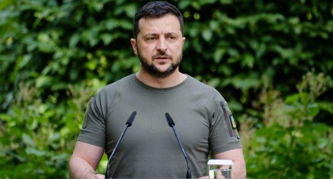 Зеленський про Путіна: спочатку діє, а потім думає