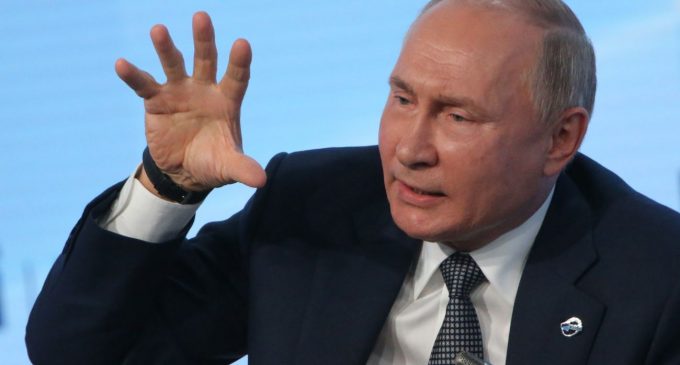 Путін оголосив про передачу армії комплексів С-500 і погрожує ядерними ракетами