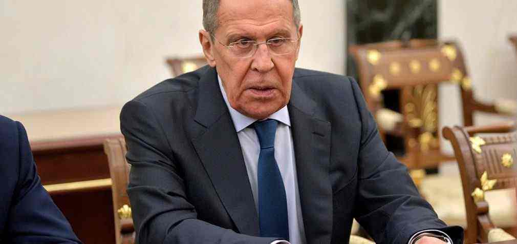 Лавров назвав кандидатство України підготовкою ЄС і НАТО до війни з Росією