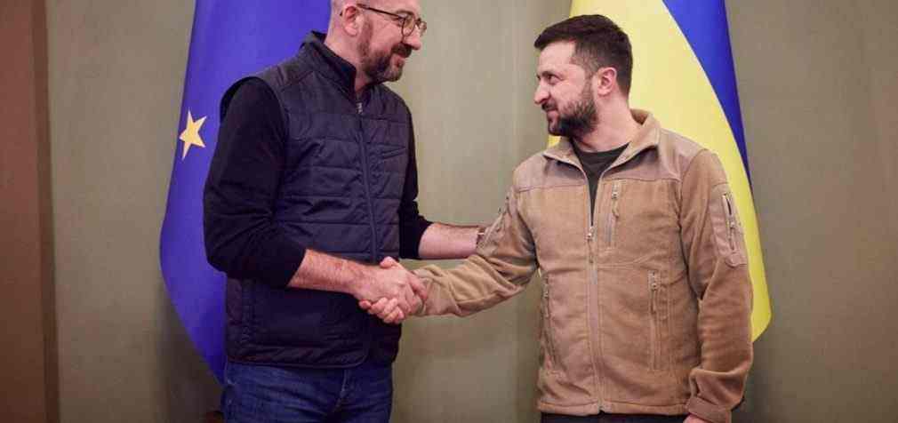 УКРАЇНА ОФІЦІЙНО СТАЛА КАНДИДАТОМ У ЧЛЕНИ ЄС