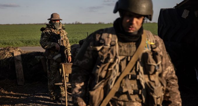 ЗСУ відкинули росіян з першої лінії оборони в Херсонській області, – радник глави ОВ