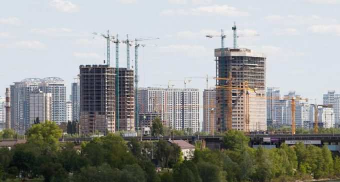 Що чекає новобудови, які зустріли війну у розпал будівельних робіт