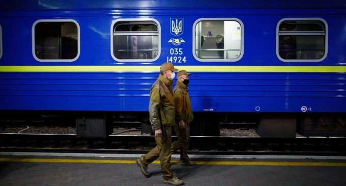 УЗ терміново змінила маршрути трьох потягів до Полтави: час у дорозі збільшився