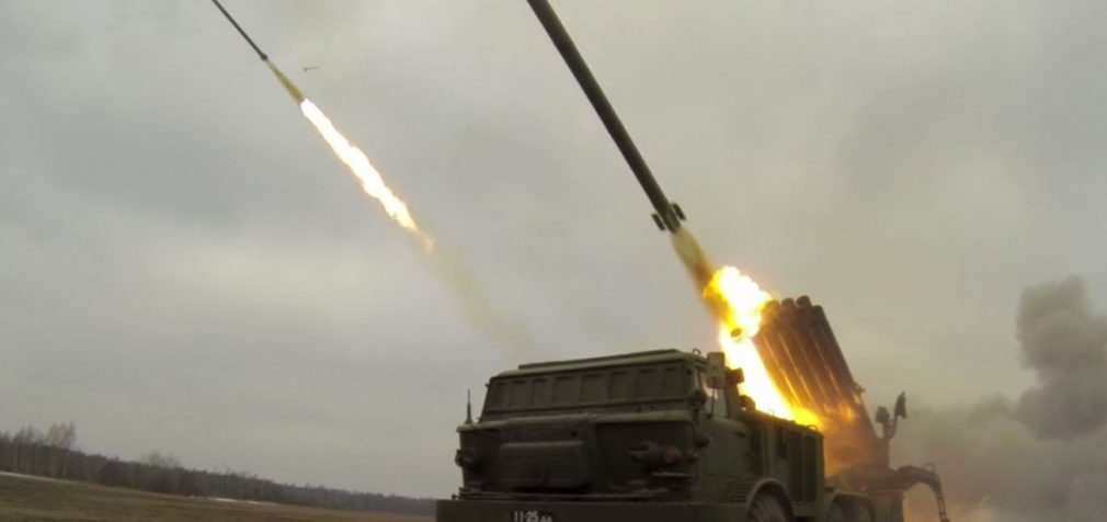 Росіяни обстріляли Бахмут і Краматорськ: що відомо про наслідки