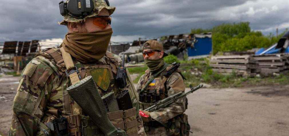 Теракт в Оленівці та відбиті штурми окупантів на Донбасі: вечірнє зведення Генштабу