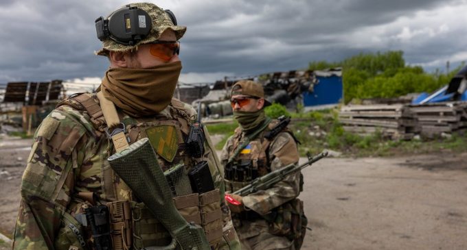 Теракт в Оленівці та відбиті штурми окупантів на Донбасі: вечірнє зведення Генштабу