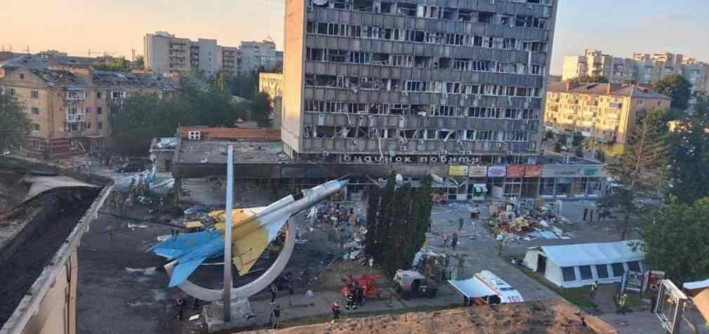 Кількість жертв ракетного удару по Вінниці зросла
