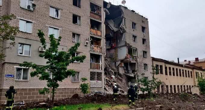 Росіяни обстріляли Бахмут: щонайменше п’ятеро поранених, серед них – дитина