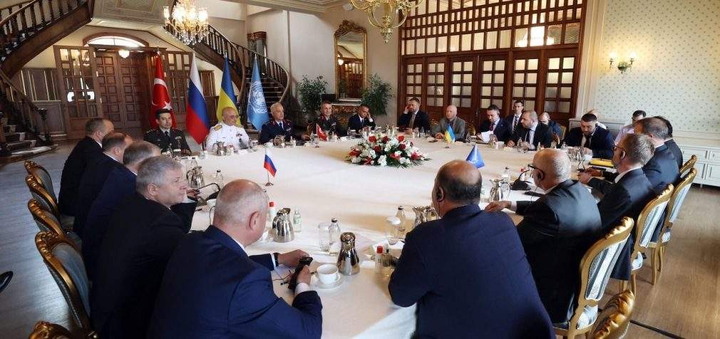 Переговори щодо “зернового коридору” у Стамбулі завершились