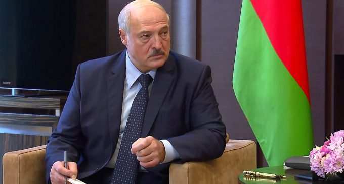 Лукашенко назвав умову для визнання “ЛДНР”
