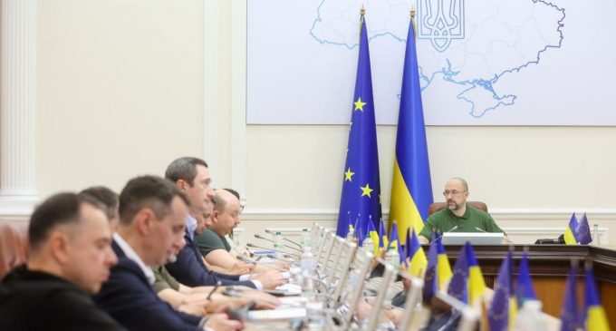 Тарифи не підвищать. На ринку електроенергії ввели механізм спецзобов’язань