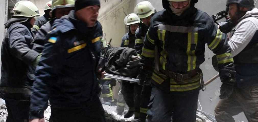 Сьогоднішній ракетний удар по Харкову: багато постраждалих, є жертви