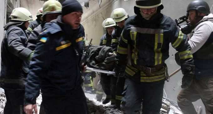 Сьогоднішній ракетний удар по Харкову: багато постраждалих, є жертви