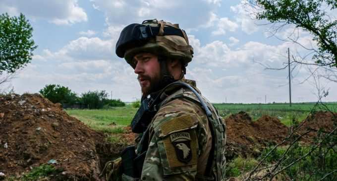 ЗСУ відбили декілька ворожих штурмів, окупанти намагалися викрити наші позиції, – Генштаб