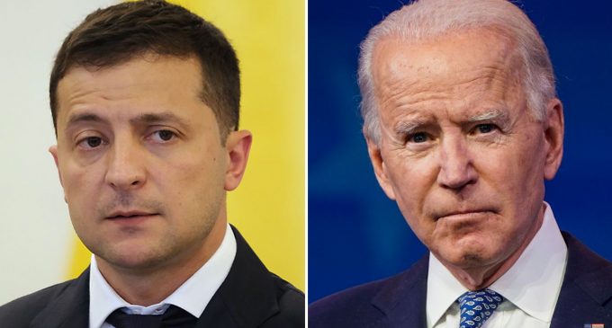 З’явилися нові деталі розмови Зеленського з Байденом