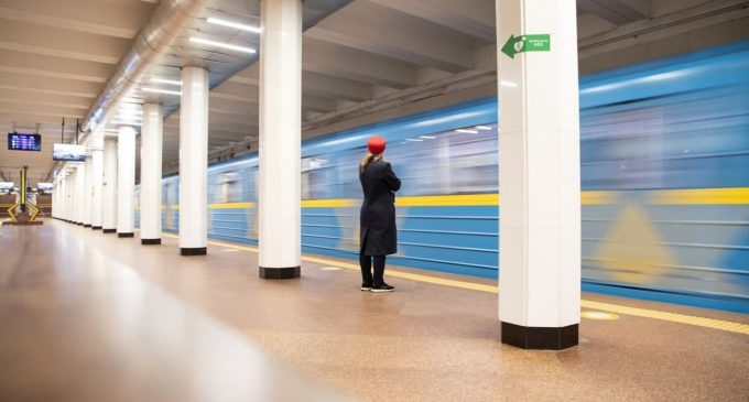 У Києві терміново зачинили одну зі станцій метро: у чому причина