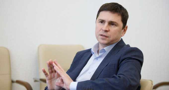 Подоляк: “переговори” з Росією на півдні проходять успішно, чекаємо “жест доброї волі”