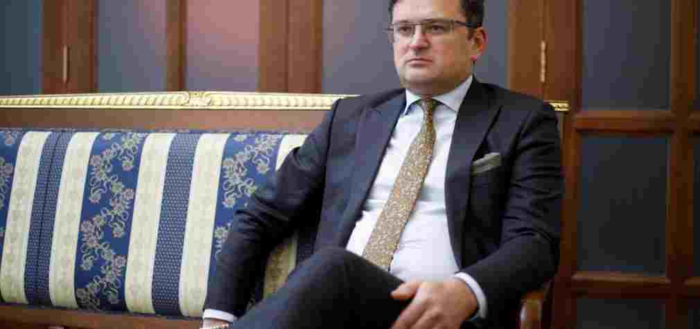 Кулеба назвав “димовою завісою” нібито готовність Росії до переговорів