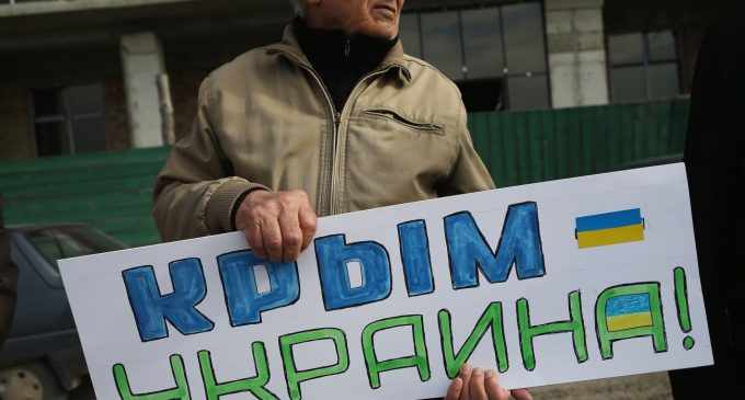 Крим – це Україна. У Сімферополі вітають із Днем Незалежності