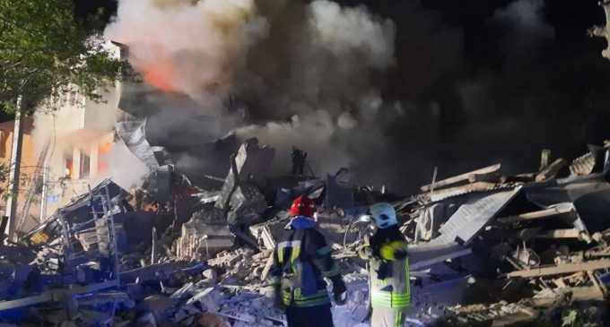 Влучили в гуртожиток. Кількість жертв обстрілу Харкова зросла