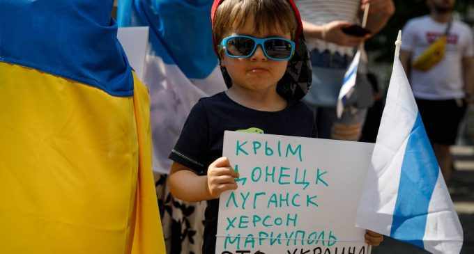 Організація псевдореферендумів стала нескінченним приниженням Росії