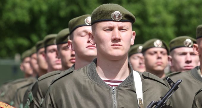 Близько 13 тисяч білорусів погодилися взяти участь у війні проти України, – Генштаб