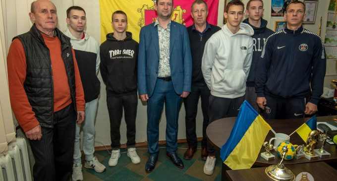 Кам’янські гімнасти змагатимуться на чемпіонаті України