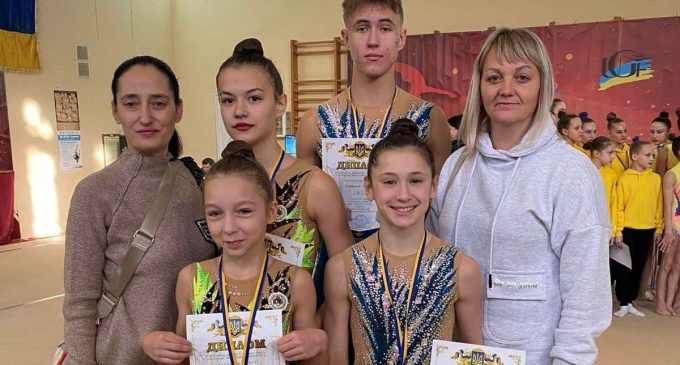 Кам‘янські акробати здобули «срібло» на чемпіонаті України