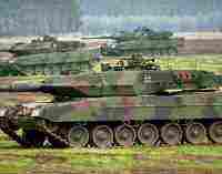 МЗС: За три місяці Україна може отримати до ста танків Leopard