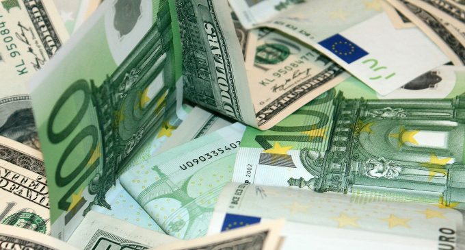 Чи вистачить Україні грошей у 2023 році: прогноз вiд агентства Fitch
