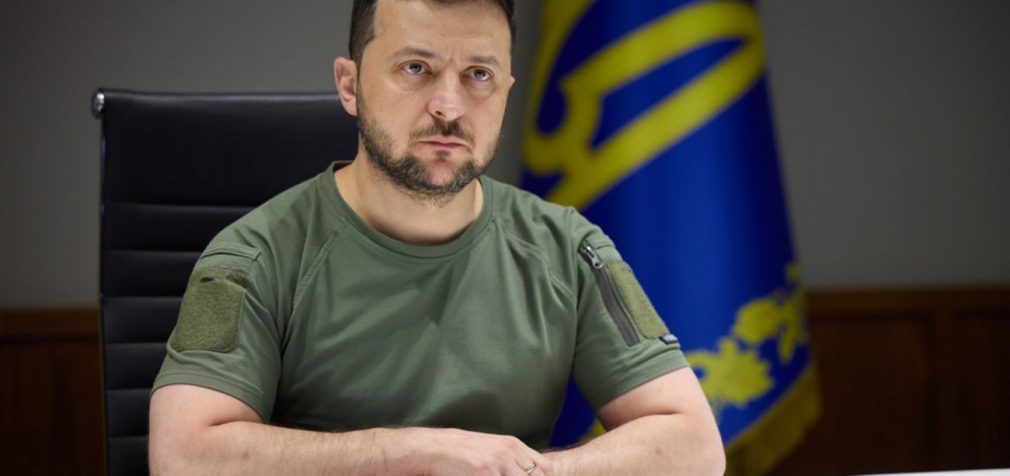 Зеленський нагадав про заборону на виїзд за кордон після скандалу з Тищенком
