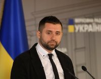 Арахамія анонсував “активні посадки” уже навесні