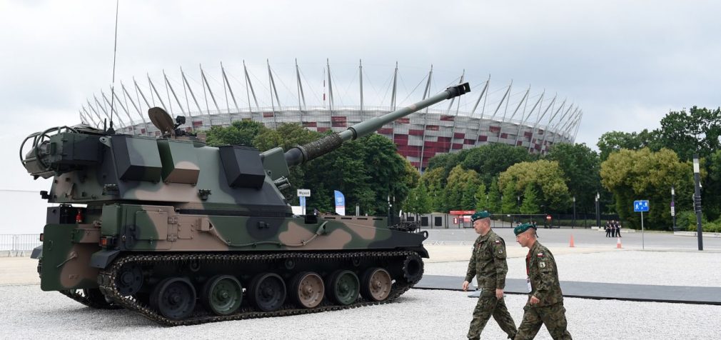 В Польщі розгорнули приховану майстерню для ремонту техніки та артилерії з України, – WSJ
