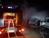 У Павлоградському районі згоріли машина та мотоцикл