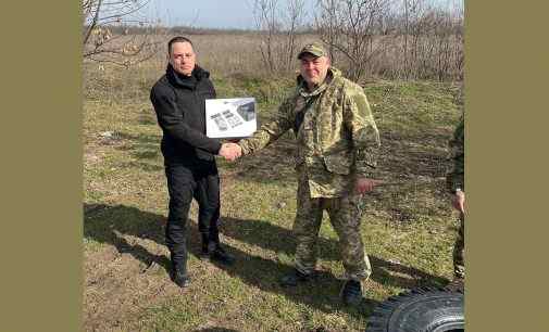 Бійці з батальйону ТРО Кам‘янського району отримали квадрокоптер та необхідне обладнання